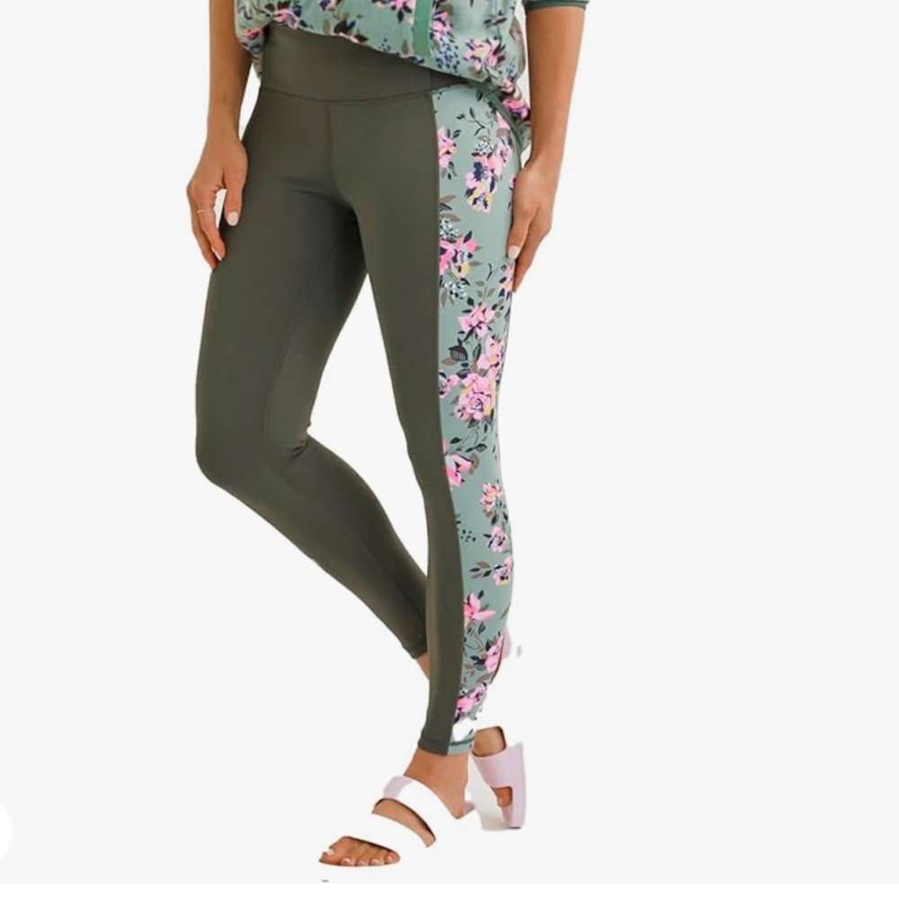 Vera Bradley Rosy Outlook Leggings